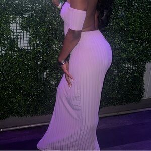 Elegant Lavender Off-Shoulder Maxi Dress